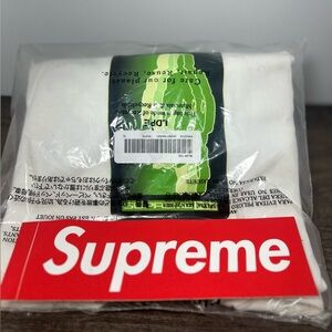 Supreme Mens Blur Logo Graphic T-Shirt White Size XL